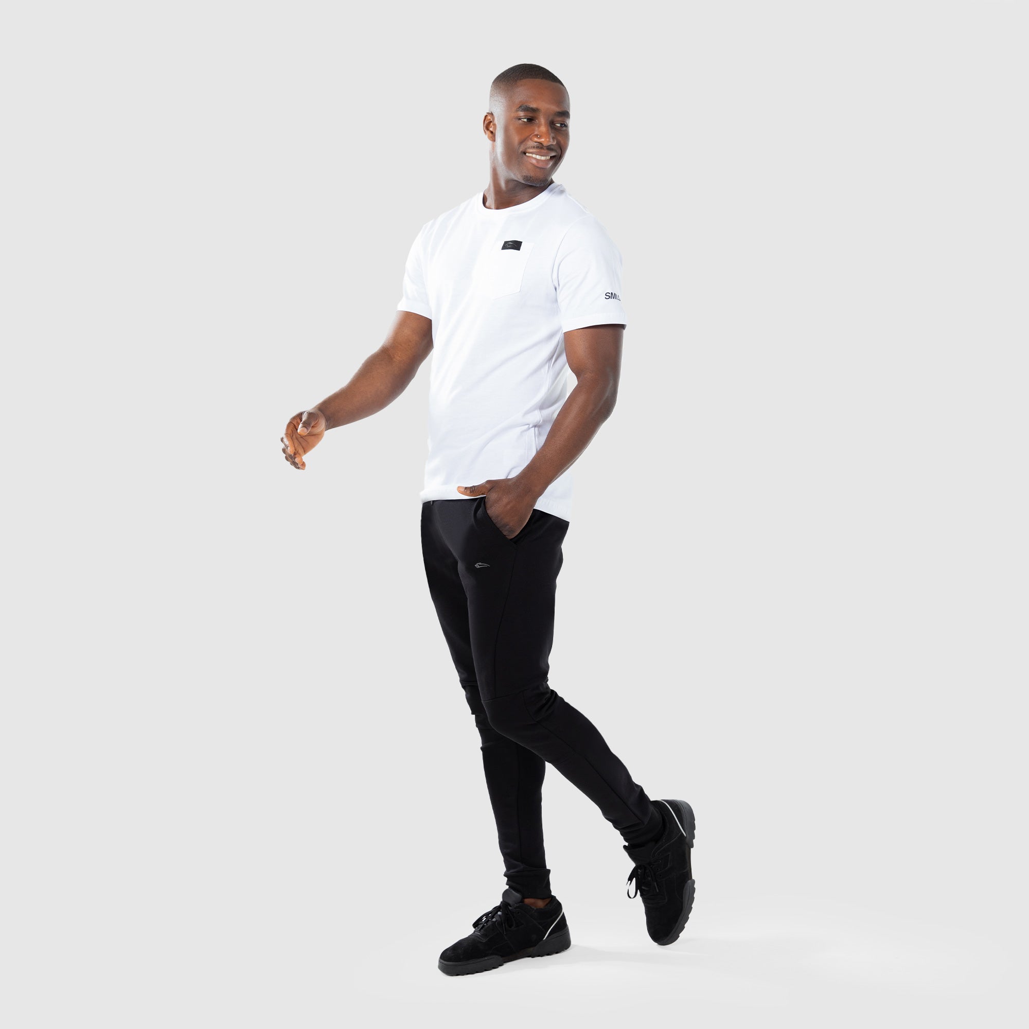 ダレルTシャツ