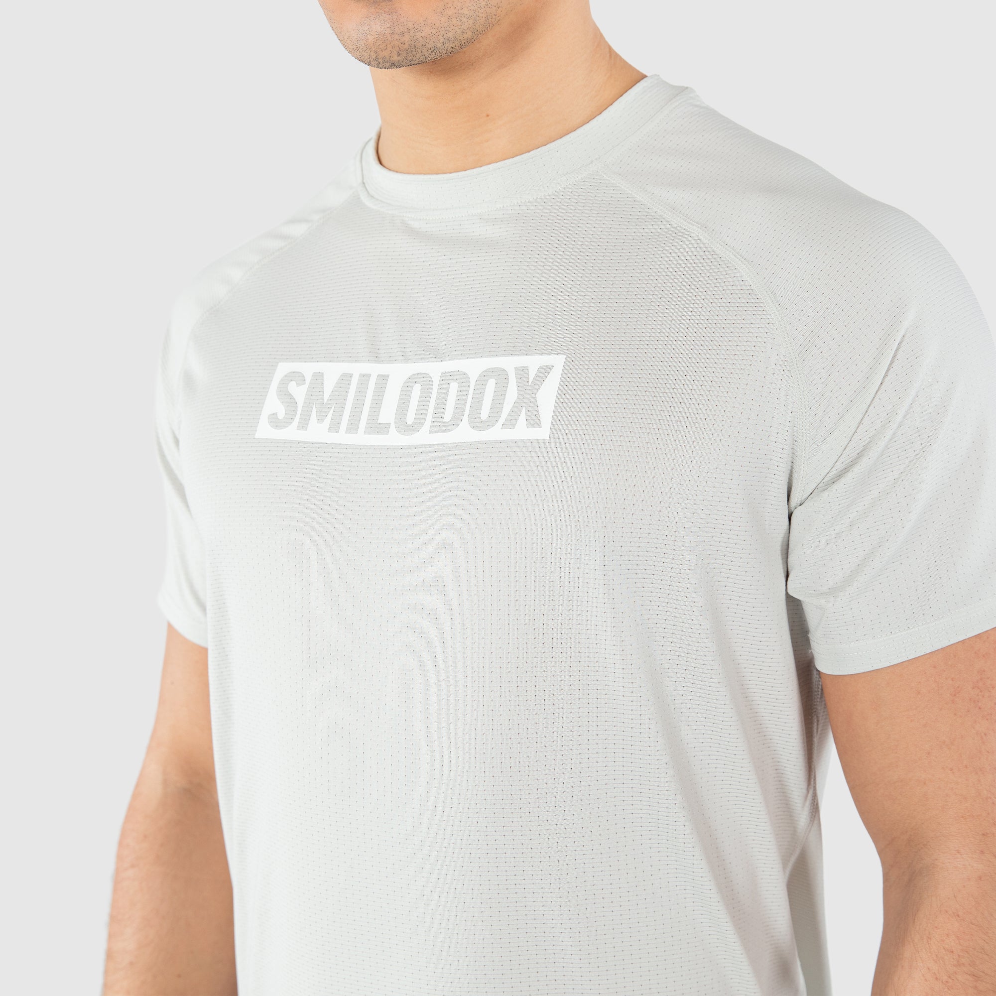 ヘンリーTシャツ