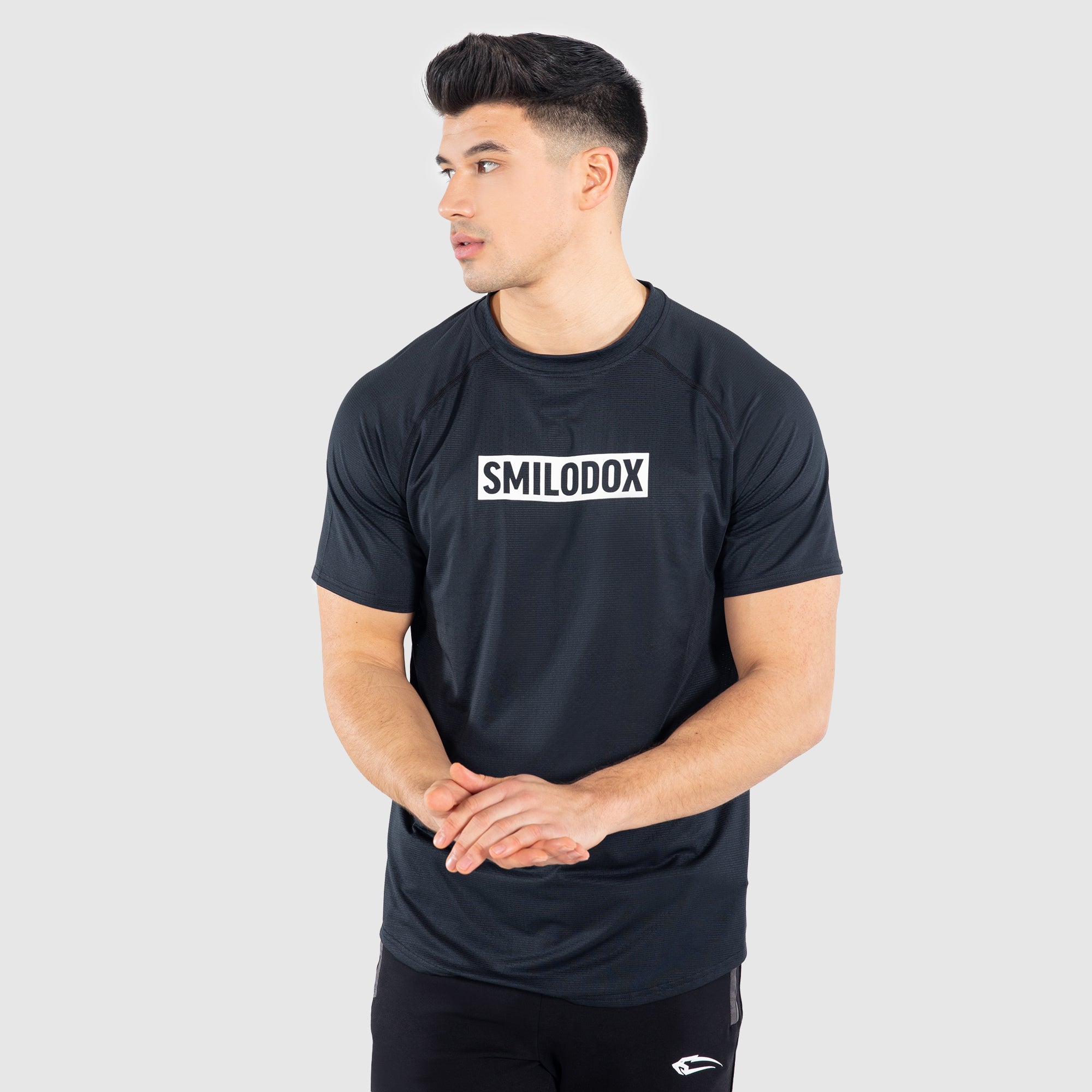 ヘンリーTシャツ