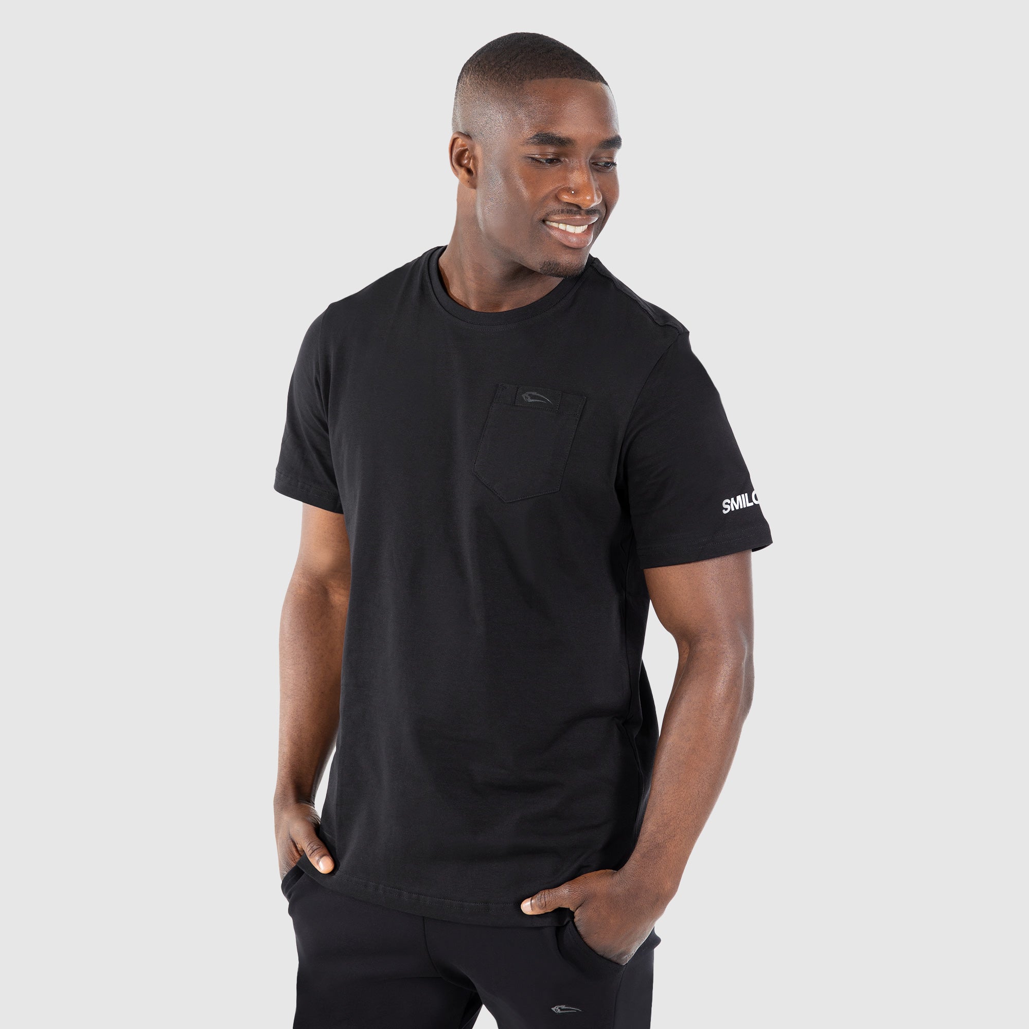 ダレルTシャツ