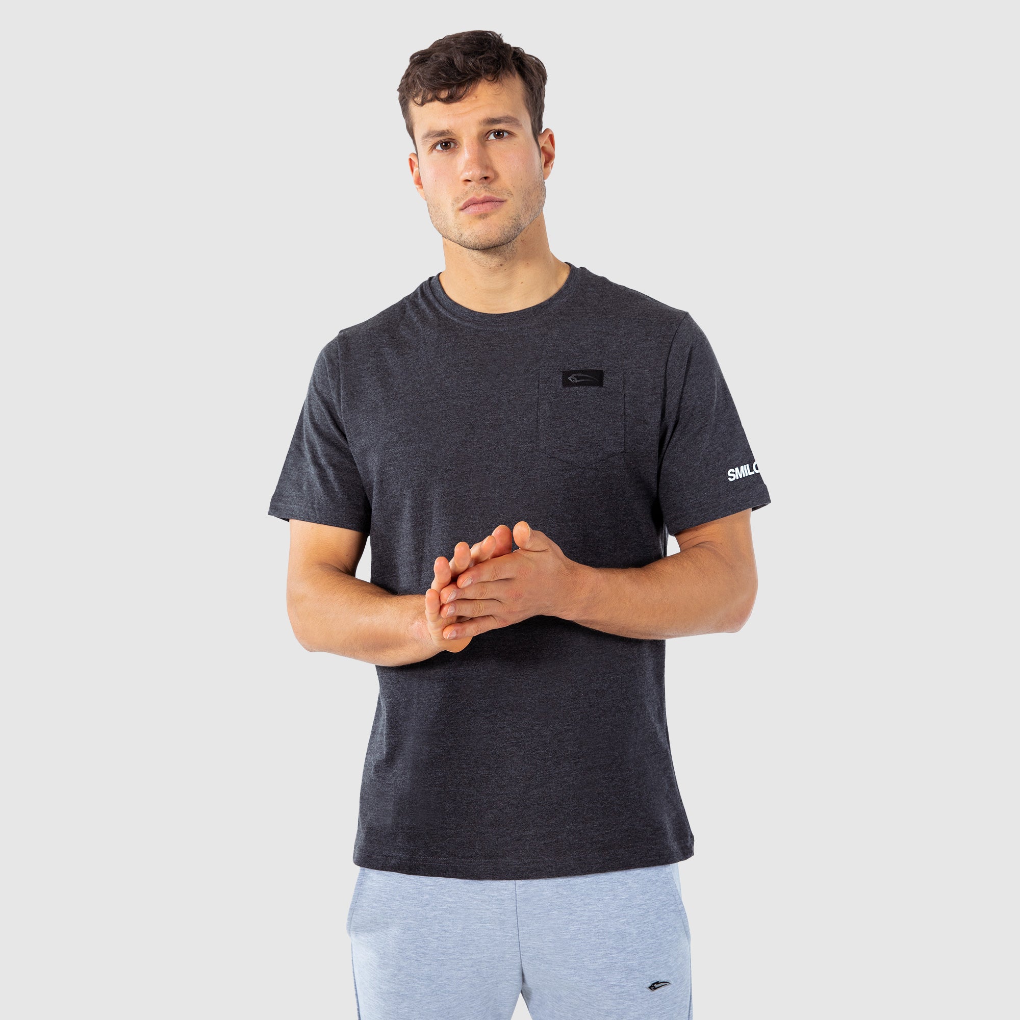ダレルTシャツ