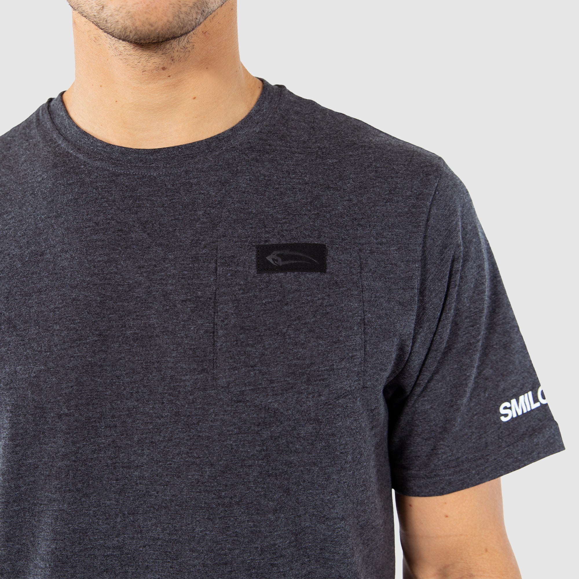 ダレルTシャツ