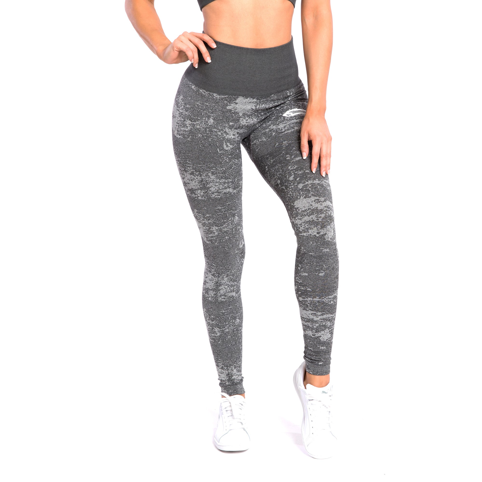 レギンスサベージ